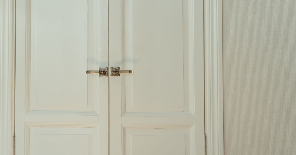 Door Knob Lock vs. Deadbolt: What Actually Protects a Brooklyn Home — Bay Ridge Locksmiths
