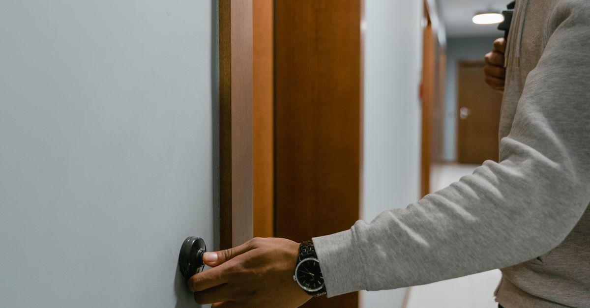 Why Holidays and Weekends Are High-Risk Times for Lockouts — Bay Ridge Locksmiths